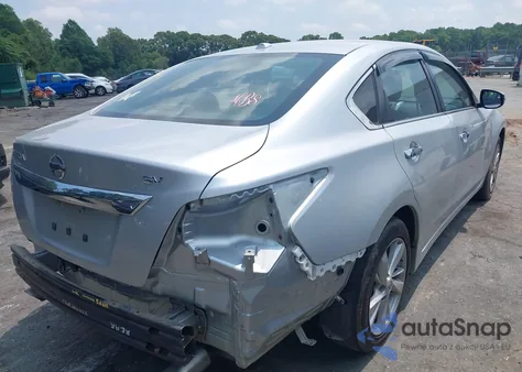 2015 Nissan Altima 2.5 Sv z USA, uszkodzony, nr VIN 1N4AL3AP0FC439639